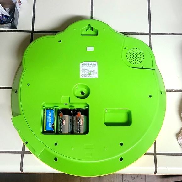 Disney Small World Rhythm Clock Musical Magic Motion Bears - Picture 9 of 9